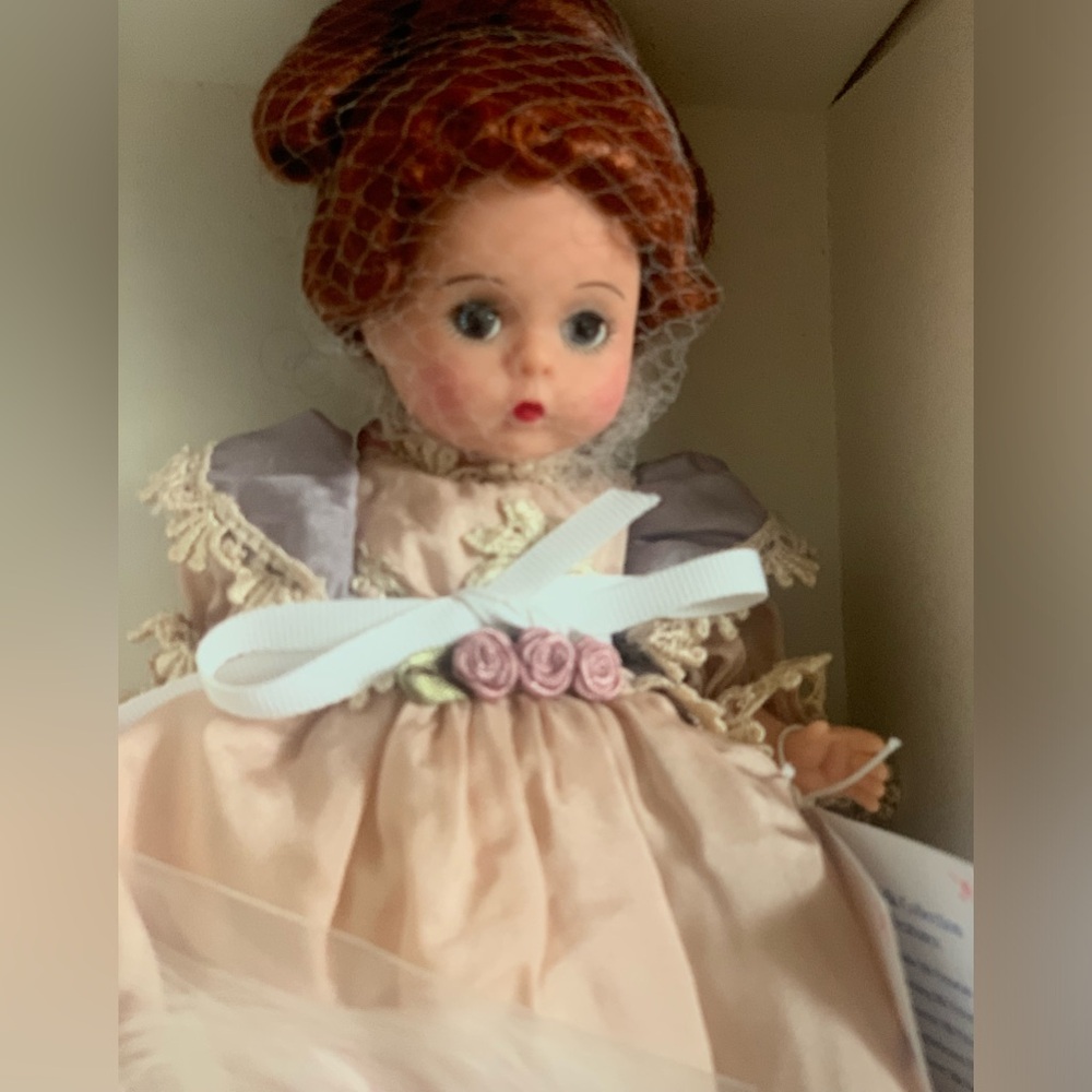 Madame Alexander silk sophisticate